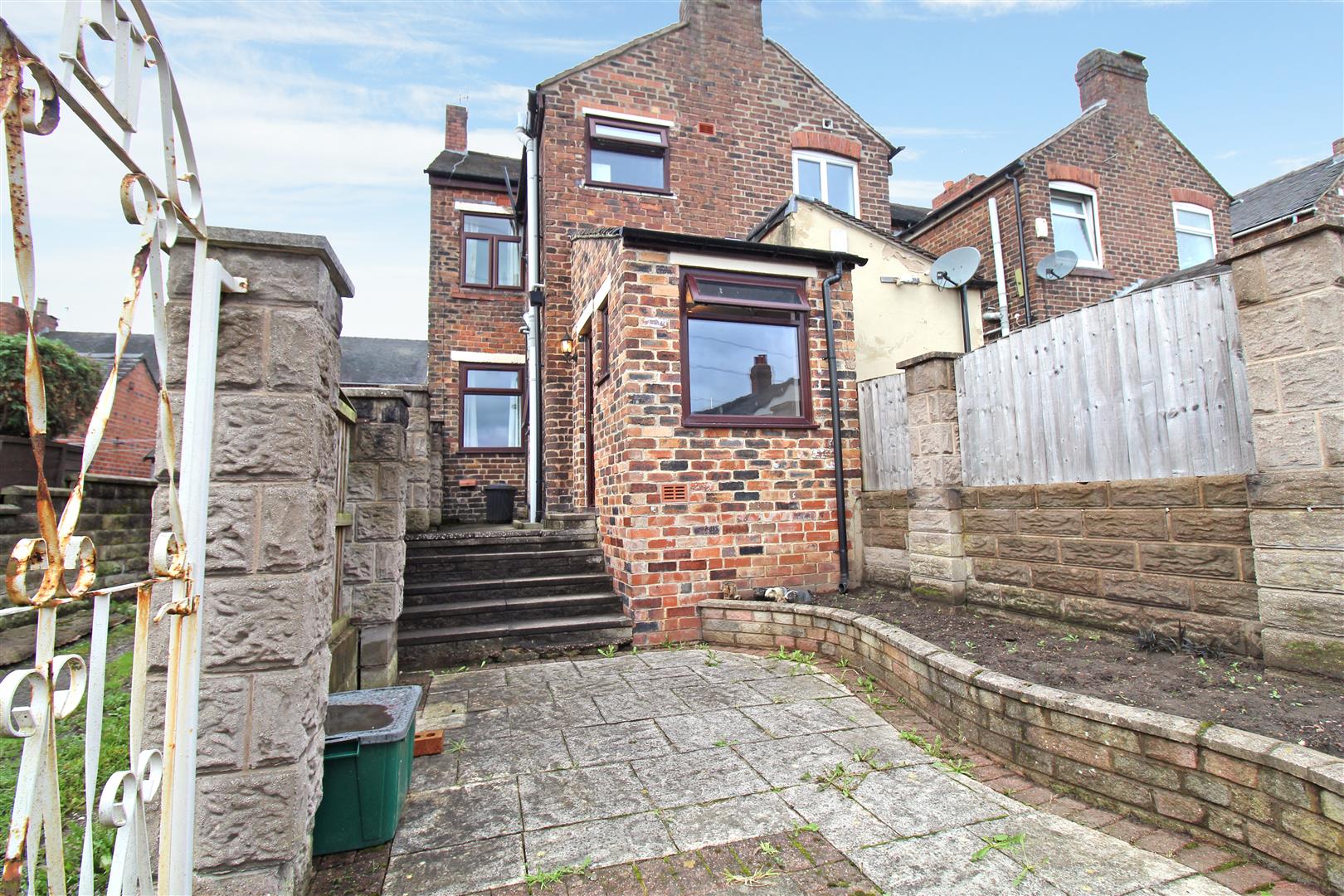 Shotsfield Street, Milton, Stoke-On-Trent